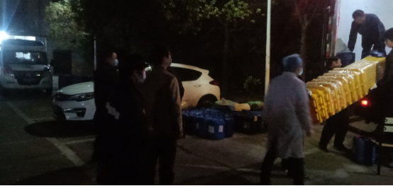 蘇寧物流“令狐大俠”一天跑湖北4城獲贊 演繹俠之大義259.png 蘇寧物流“令狐大俠”一天跑湖北4城獲贊 演繹俠之大義259.png