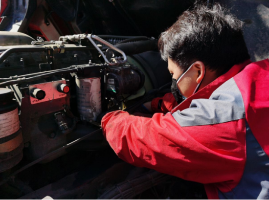 踐行“服務(wù)零距離” 上汽紅巖精準(zhǔn)施策“硬核”抗疫1028.png