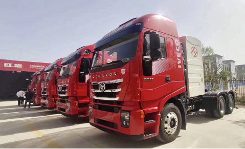 紅巖杰獅CNG產(chǎn)品稿-氣瓶減重50- 紅巖杰獅C6 CNG牽引車輕量高效來襲-20200611766.png