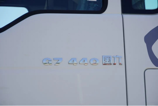 超級定制(Ⅱ) LNG國六汕德卡定制配置滿足了物流快遞哪些需求677.png