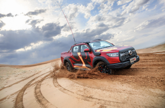 無兄弟，不越野！長城炮玩轉阿拉善英雄會