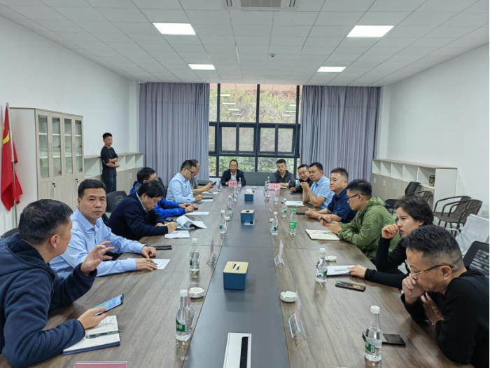 貴州省物流行業協會、貴州省外經貿企業協會、貴州現代物流產業集團赴廣西、云南開展商貿物流專題調研989 貴州省物流行業協會、貴州省外經貿企業協會、貴州現代物流產業集團赴廣西、云南開展商貿物流專題調研989