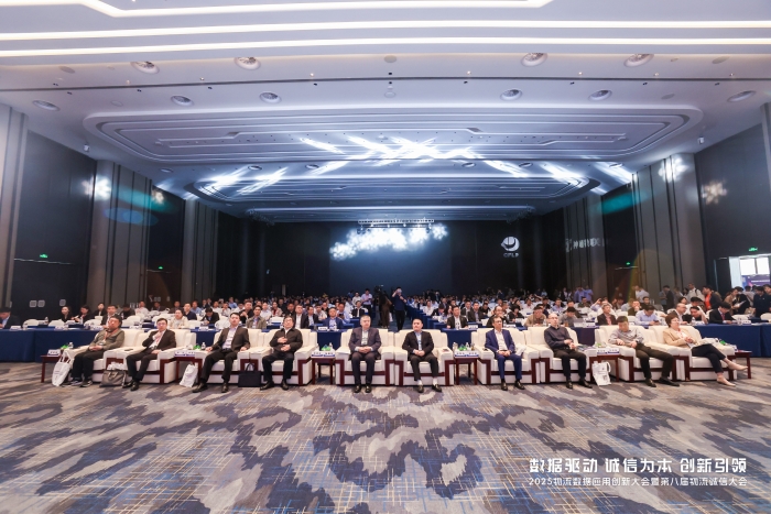 131A0242-opq3563766086